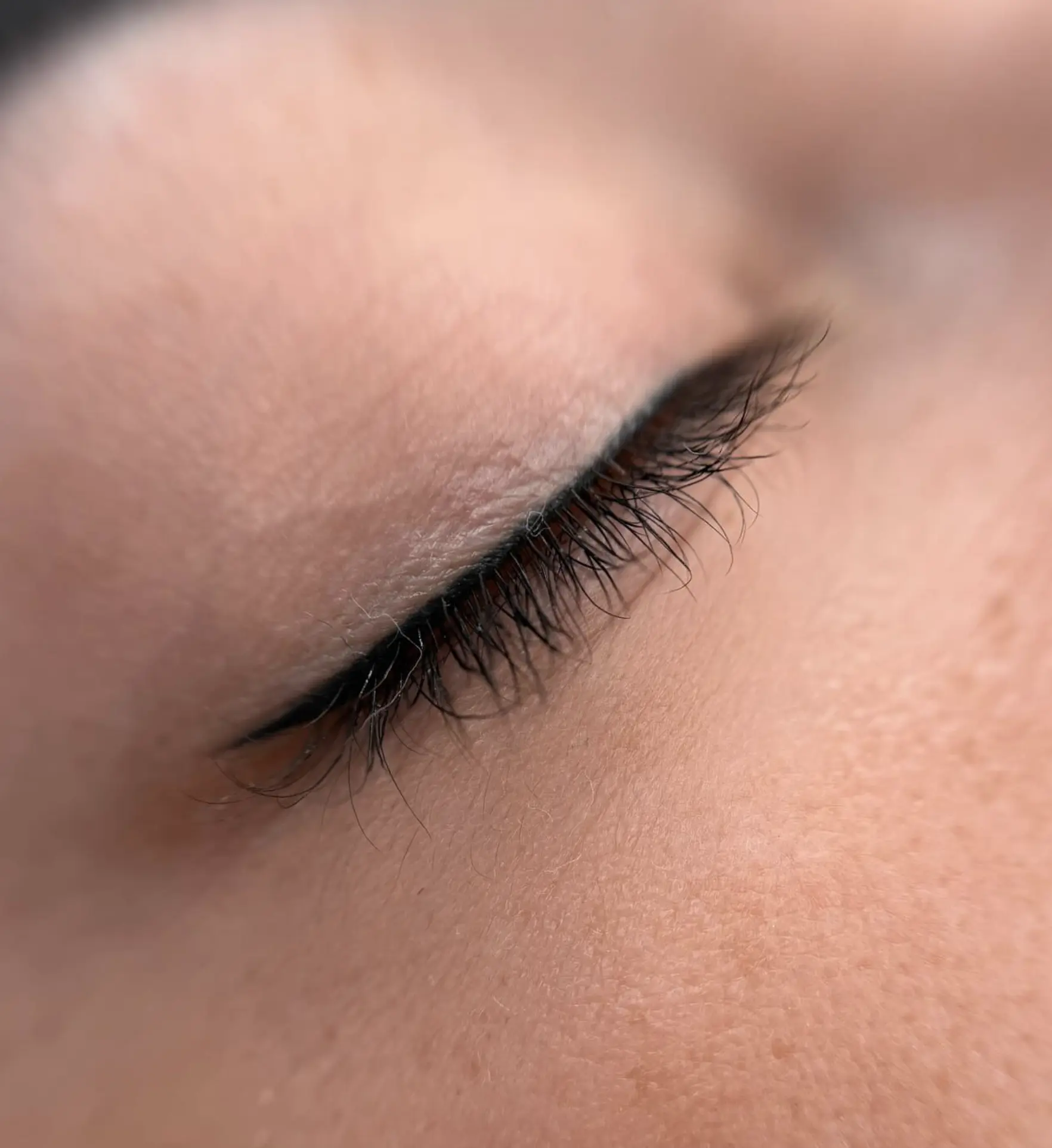 semi permanent eyeliner